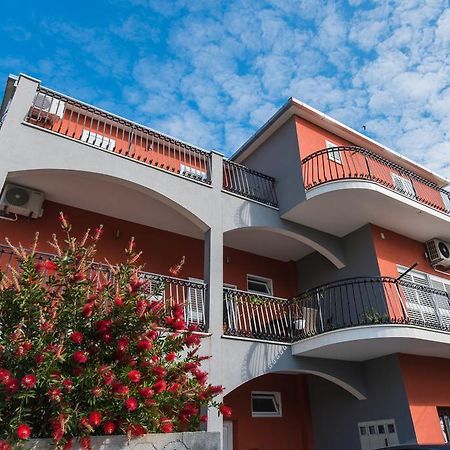 Apartments Blaf Подстрана Экстерьер фото