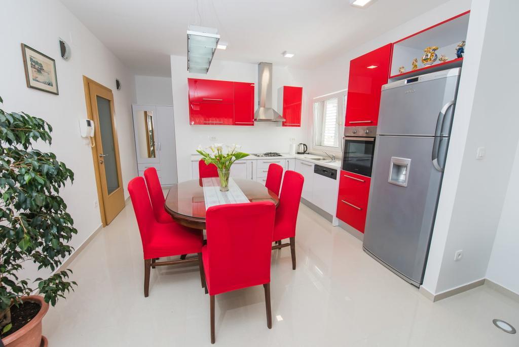 Apartments Blaf Подстрана Экстерьер фото