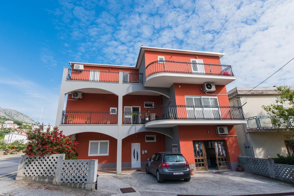 Apartments Blaf Подстрана Экстерьер фото